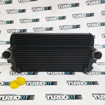 Интеркулер BMW F07 F10 F11 F06 F12 F13 F01 F02  Intercooler